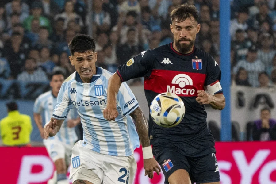 NECESIDAD. Racing tuvo un flojo comienzo.