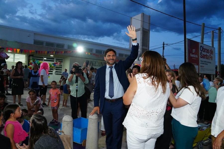 Pullaro recorri&oacute; localidades del sur santafesino y supervis&oacute; obras que se llevan adelante con fondos provinciales.