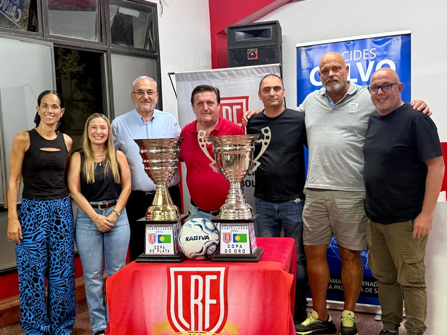 EN EL SOLTERMAM. El Le&oacute;n y la Crema igualaron sin goles en el juego inaugural.