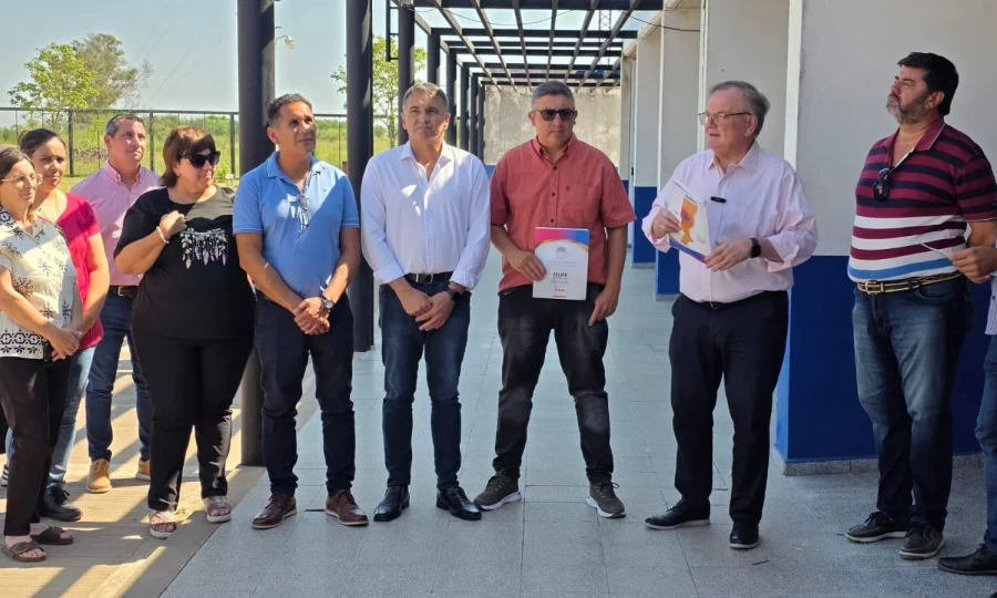 Un momento del acto en Mois&eacute;s Ville.