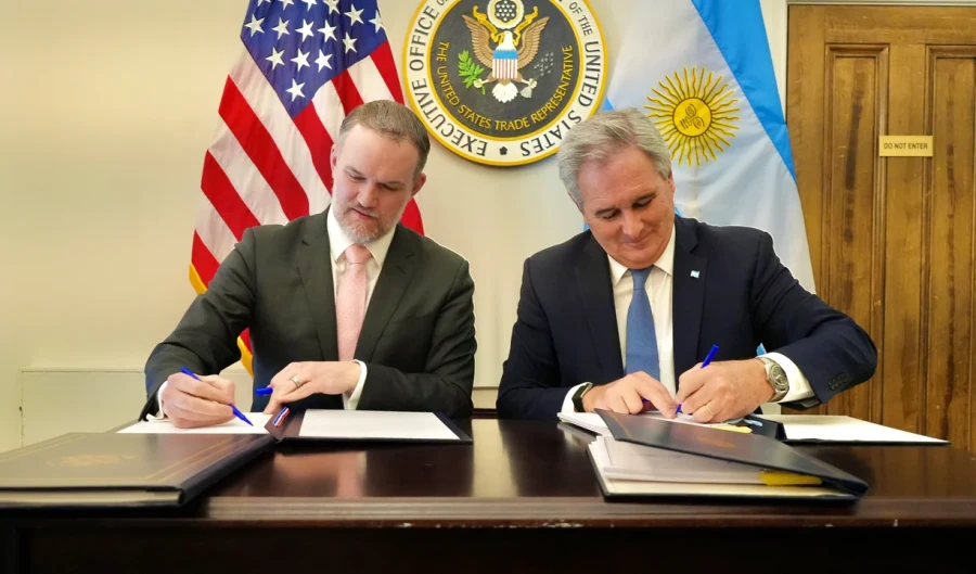 El canciller Pablo Quirno y el representante comercial de Estados Unidos, Jamieson Greer.