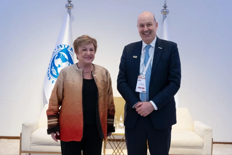 Sturzenegger y Georgieva en Arabia Saudita.