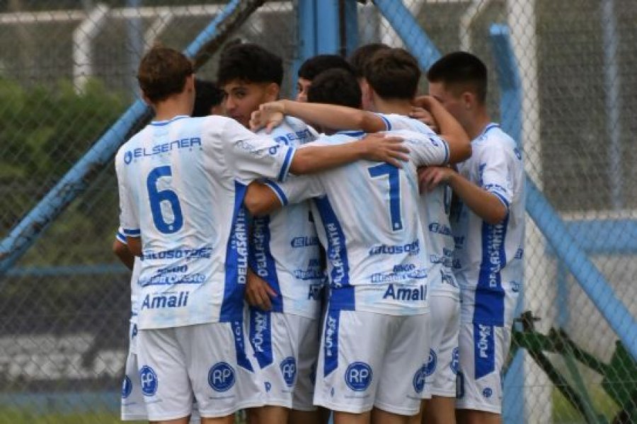 CON GOLEADA. Fue la primera victoria de la Crema en el torneo.