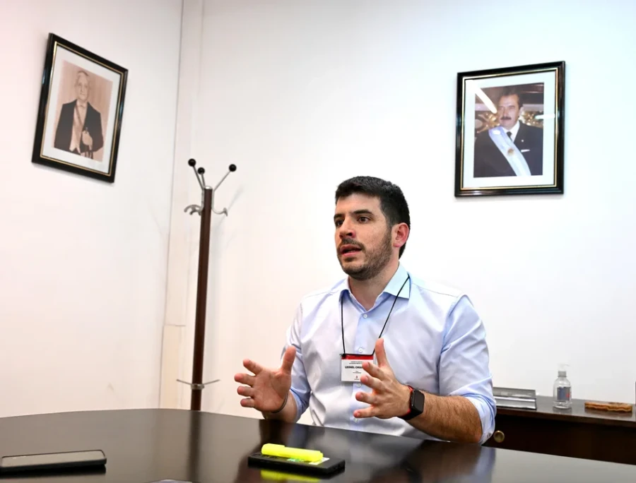 El presidente de la UCR, el santafesino Leonel Chiarella.