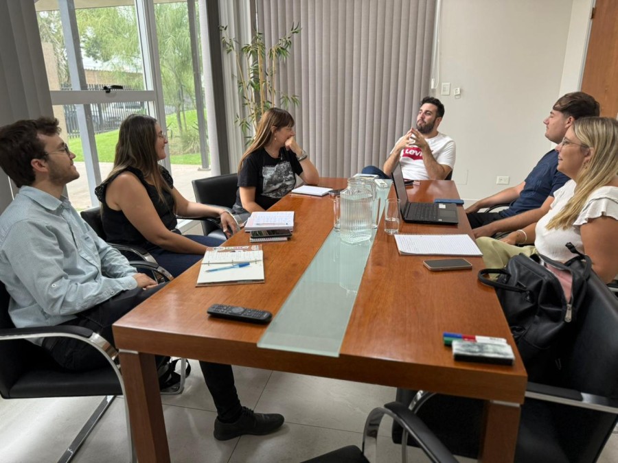 La Oficina de Empleo cuenta con una base de datos de m&aacute;s de 20.000 curr&iacute;culums.
