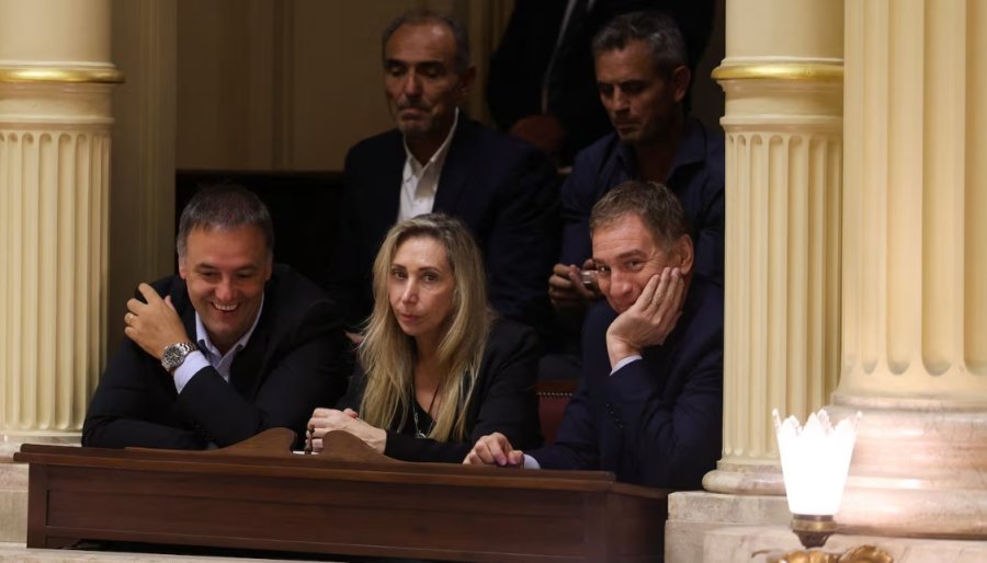 En la Casa Rosada atribuyen el &eacute;xito legislativo a la capacidad negociadora de Diego Santilli, Karina Milei, Manuel Adorni y Mart&iacute;n Menem.