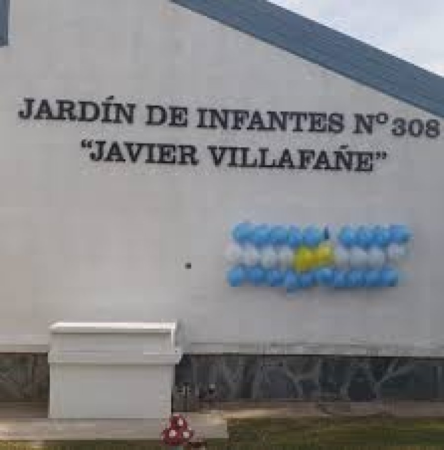 Se retir&oacute; la Directora del Jard&iacute;n Villafa&ntilde;e.