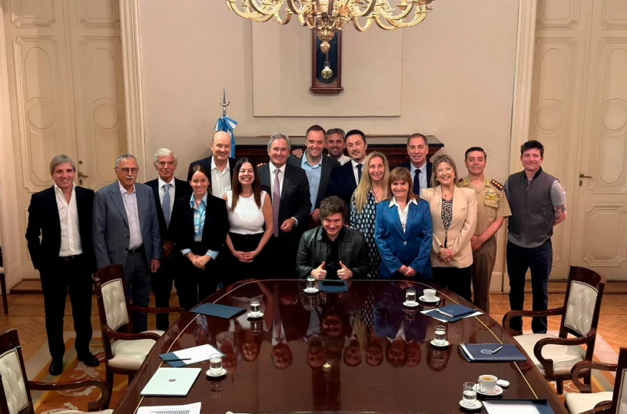 El presidente Javier Milei encabeza una nueva reuni&oacute;n de Gabinete.