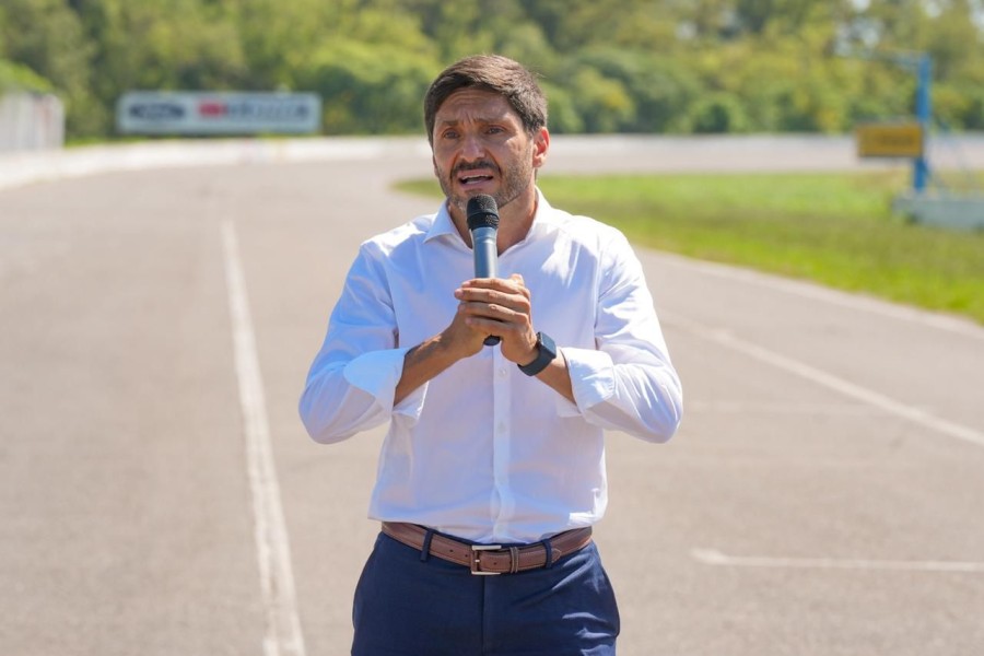 &ldquo;El Gobierno Provincial hace un aporte inconmensurable&rdquo; para modernizar el Aut&oacute;dromo rafaelino, afirm&oacute; el gobernador Maximiliano Pullaro. (FOTO SCS)