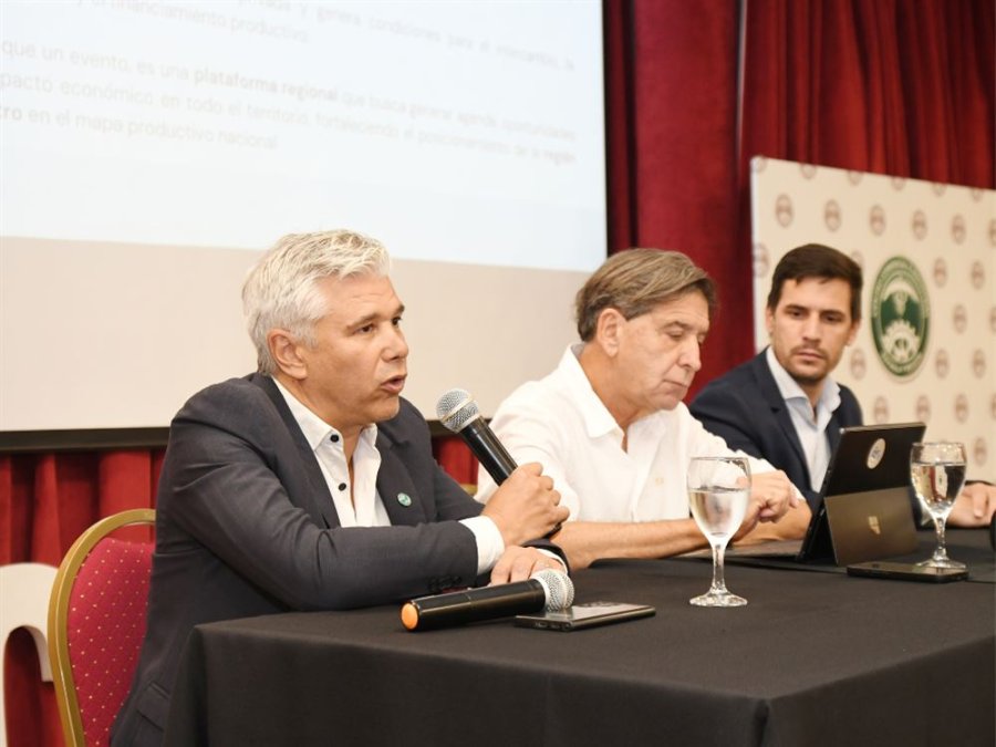 Mauricio Rizzotto, Juan Carlos Basso y Leonardo Viotti en el CCIRR este martes al mediod&iacute;a.