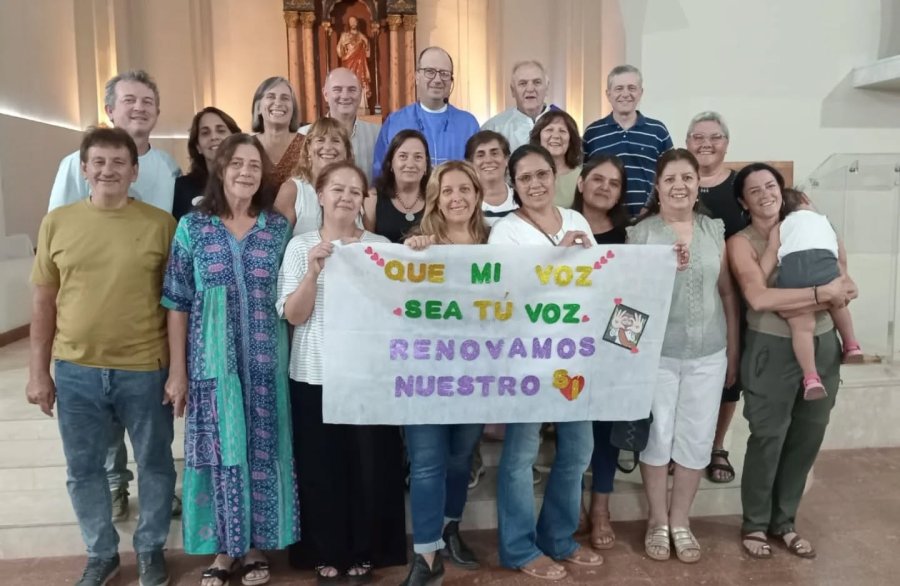 Uno de los grupos de catequistas bendecidos.