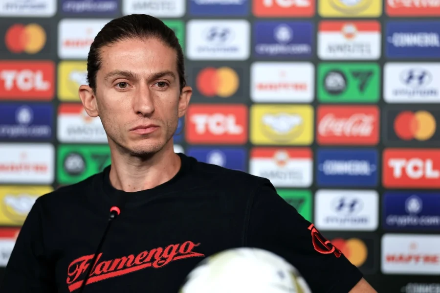 DESVINCULADO. Filipe Luis hab&iacute;a ganado la Libertadores el a&ntilde;o pasasdo.