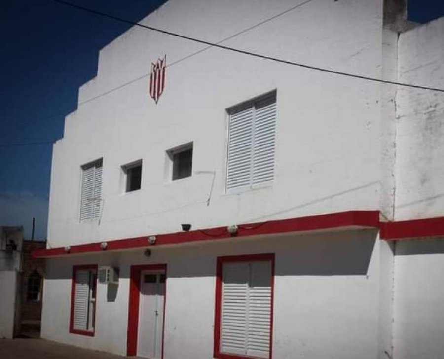 Fachada de la instituci&oacute;n rojiblanca.