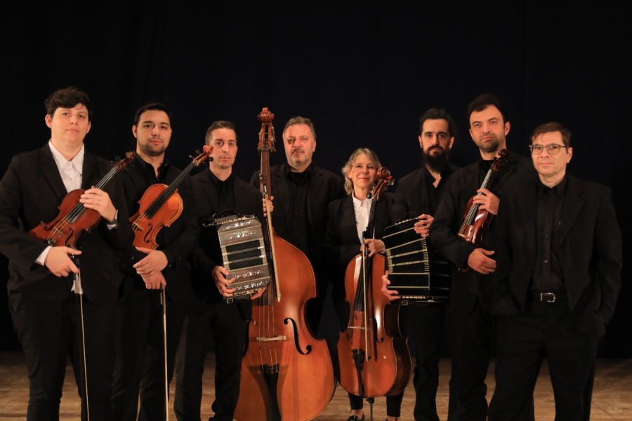 Concierto especial y celebraci&oacute;n.