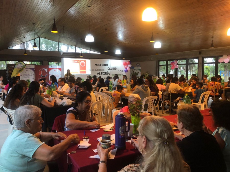 CELEBRACI&Oacute;N. Imagen capturada en una de las realizaciones anteriores.