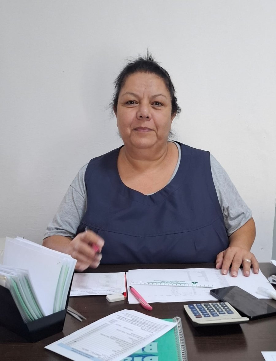 DIRECTORA. Noem&iacute; del Valle Doloeatto.