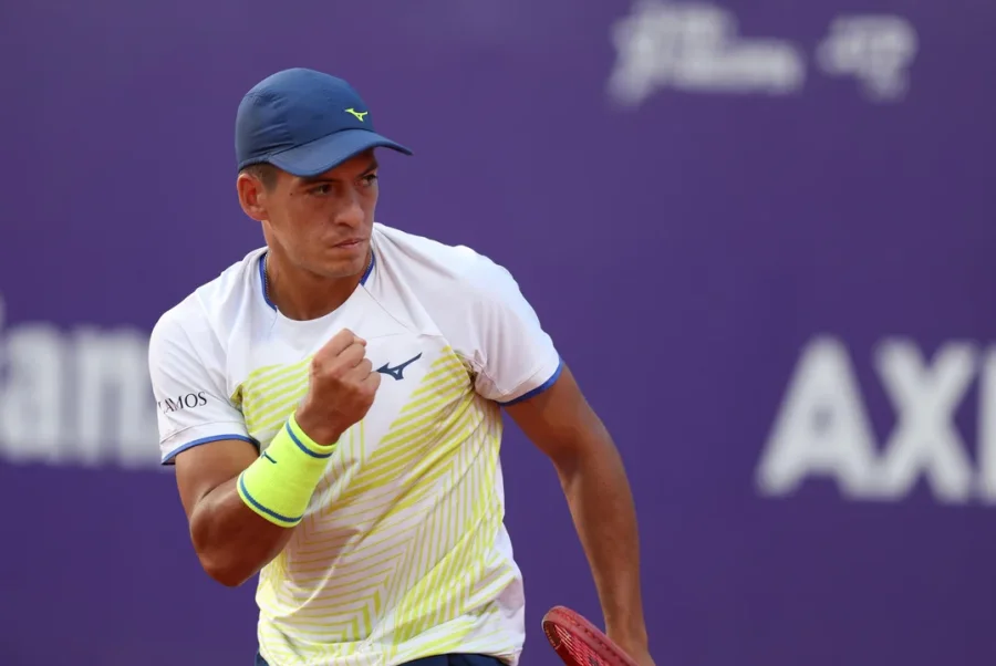 Sebasti&aacute;n B&aacute;ez avanz&oacute; a segunda ronda en Indian Wells.