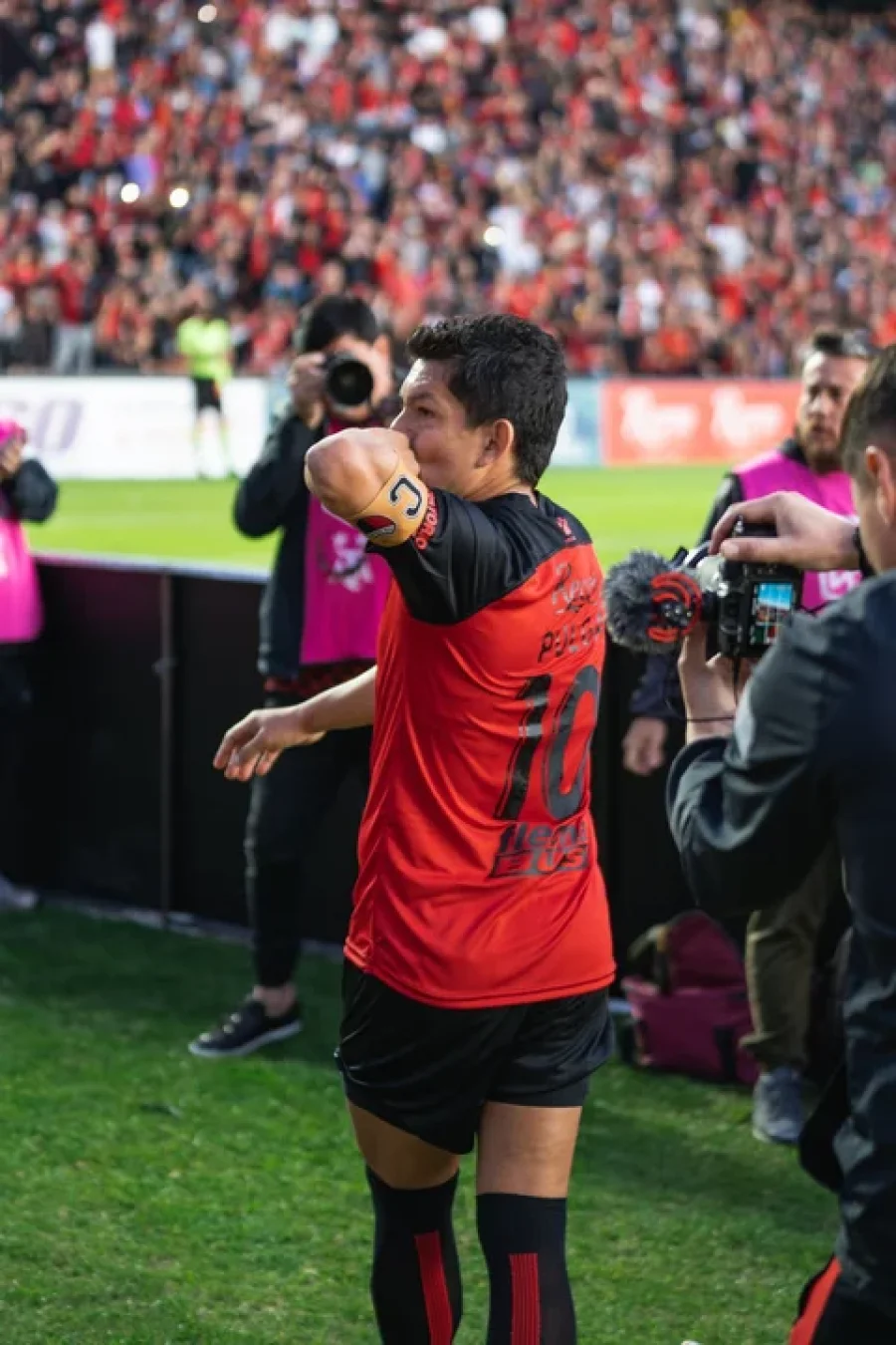 El &ldquo;Pulga&rdquo; Rodr&iacute;guez tendr&aacute; su despedida en el &ldquo;Cementerio de los Elefantes&rdquo;, ante el p&uacute;blico de Col&oacute;n.