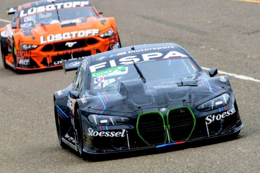 Juli&aacute;n Santero y Mauricio Lambiris en la final disputada en Viedma.