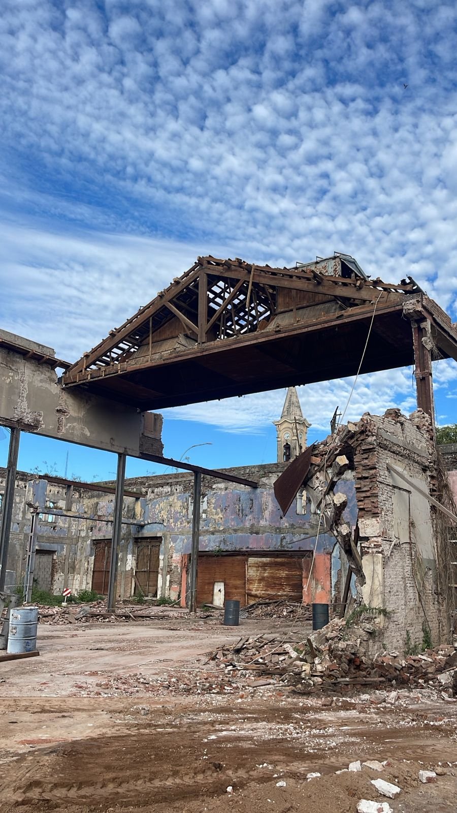 TAREAS. Los trabajos forman parte de una intervenci&oacute;n integral que el municipio viene desarrollando en el hist&oacute;rico inmueble del centro de la ciudad.