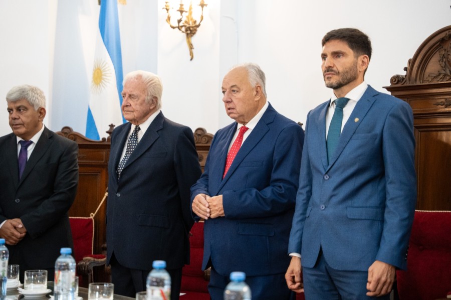 Ante el gobernador Pullaro, Guti&eacute;rrez pidi&oacute; avanzar con mayor celeridad en la cobertura de vacantes en el Poder Judicial. (FOTO PRENSA PODER JUDICIAL SF)