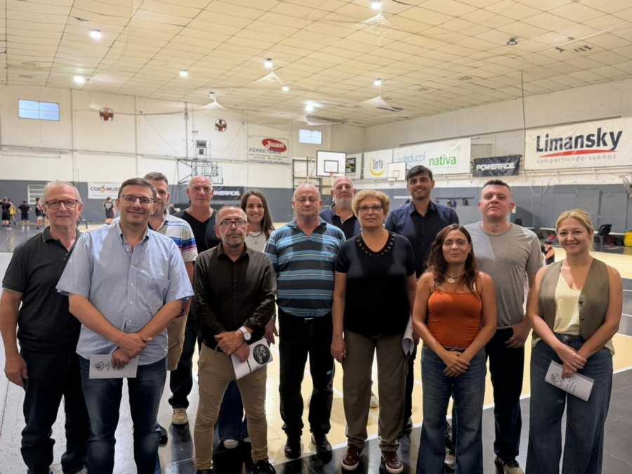 Integrantes del Concejo Municipal de Rafaela recorrieron las instalaciones del Club Atl&eacute;tico Independiente.