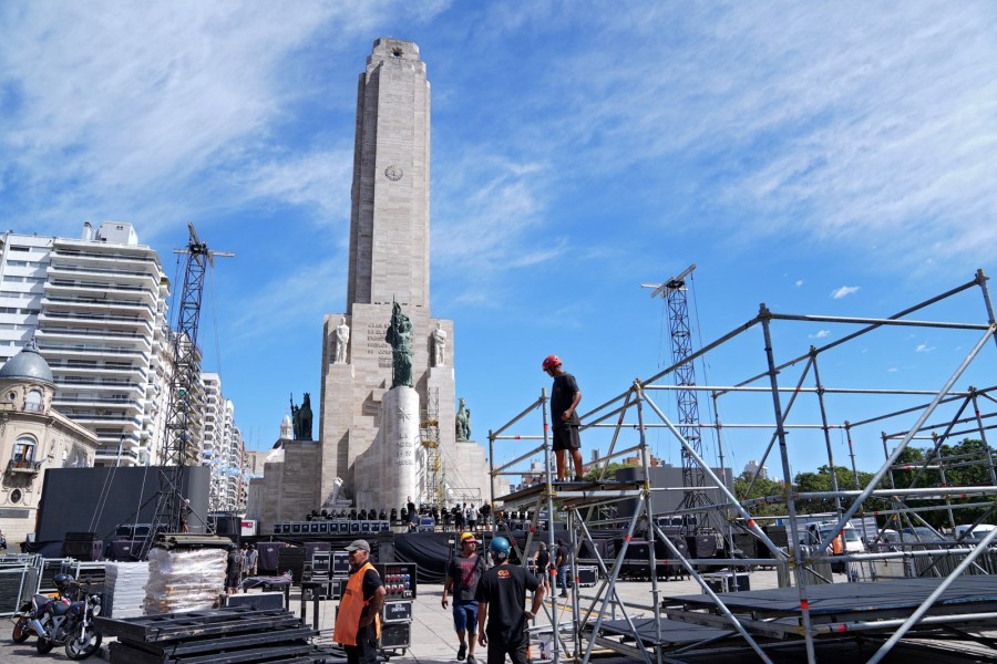 Rosario se prepara para vivir una noche especial.