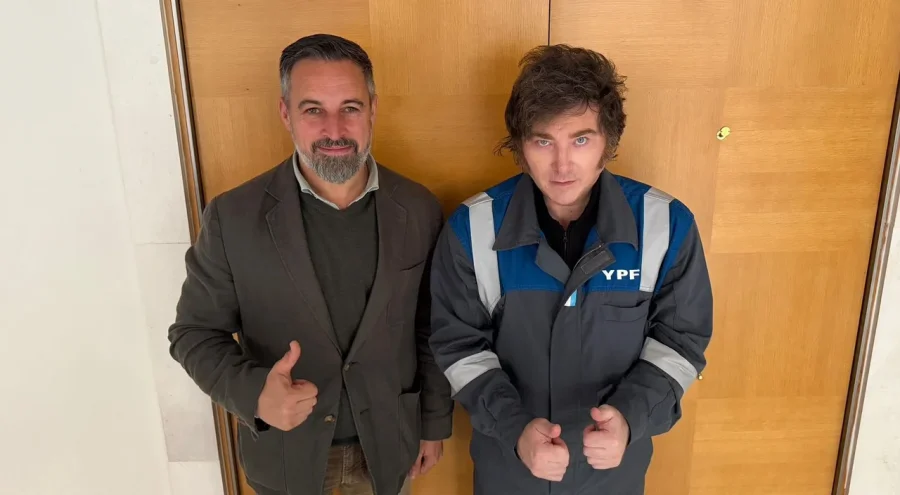 DE GIRA. Javier Milei y Santiago Abascal, juntos en Madrid.