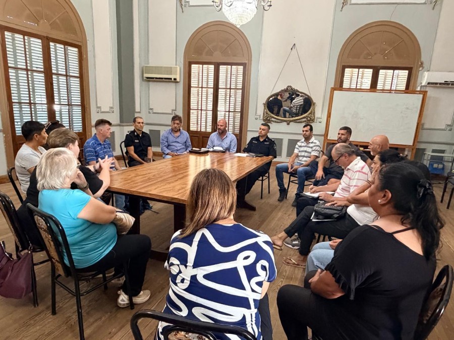 Se dialog&oacute; sobre distintas situaciones que preocupan a los vecinos.