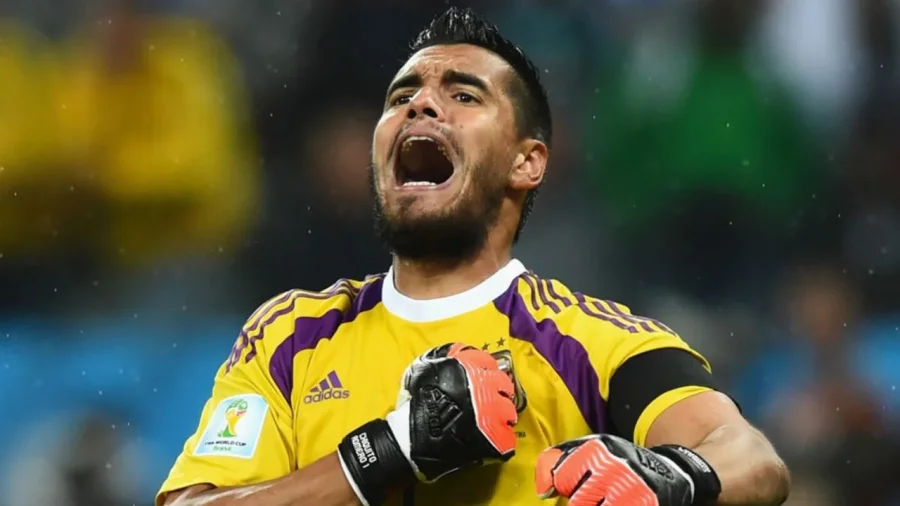 Romero durante los penales ante Pa&iacute;ses Bajos en las semifinales del Mundial 2014.