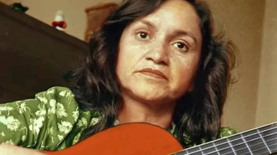 Violeta Parra, la valiosa creadora chilena.