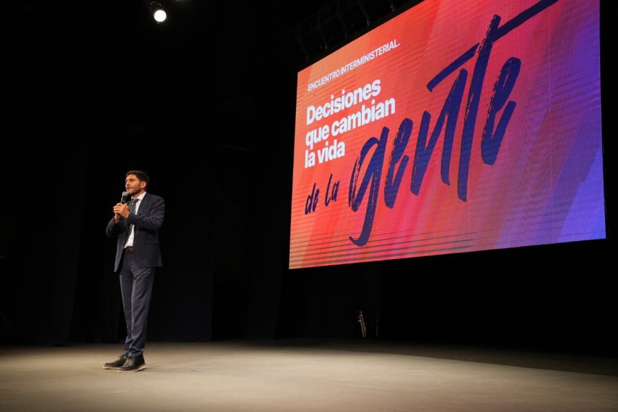 El gobernador Maximiliano Pullaro destac&oacute; las principales acciones de gobierno en distintas &aacute;reas de la gesti&oacute;n. (FOTO SCS)