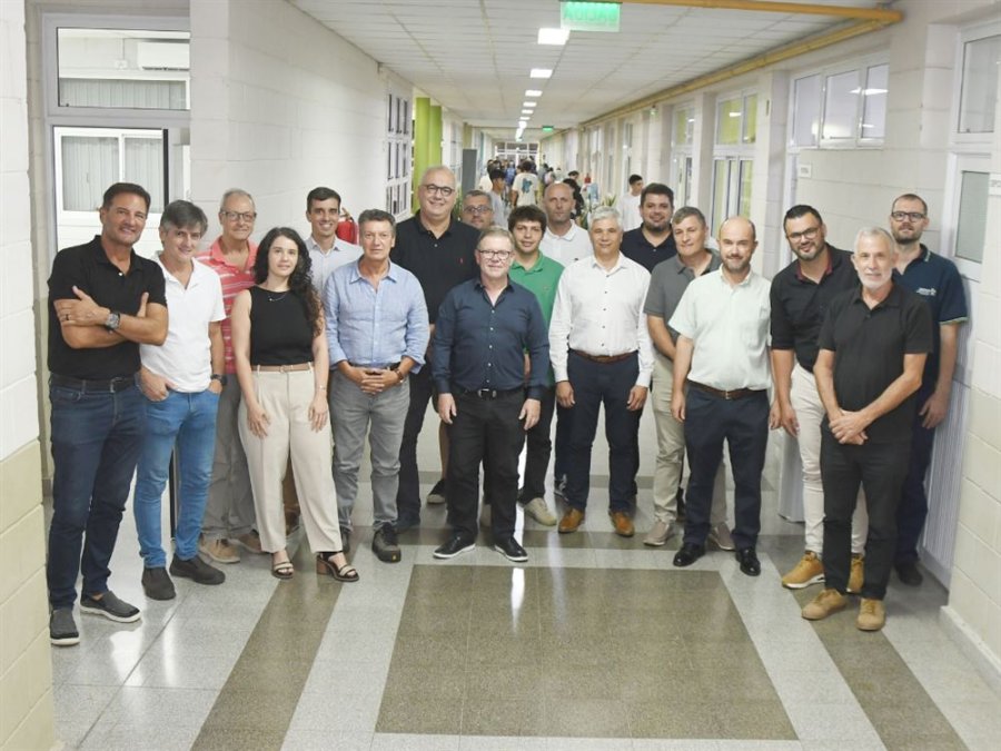 ENCUENTRO PLENARIO. La reuni&oacute;n se plante&oacute; como un espacio de intercambio abierto y constructivo entre los empresarios locales.