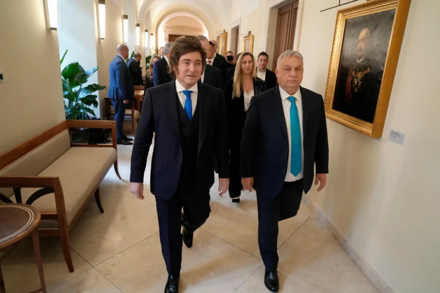 Milei, junto a Orban.