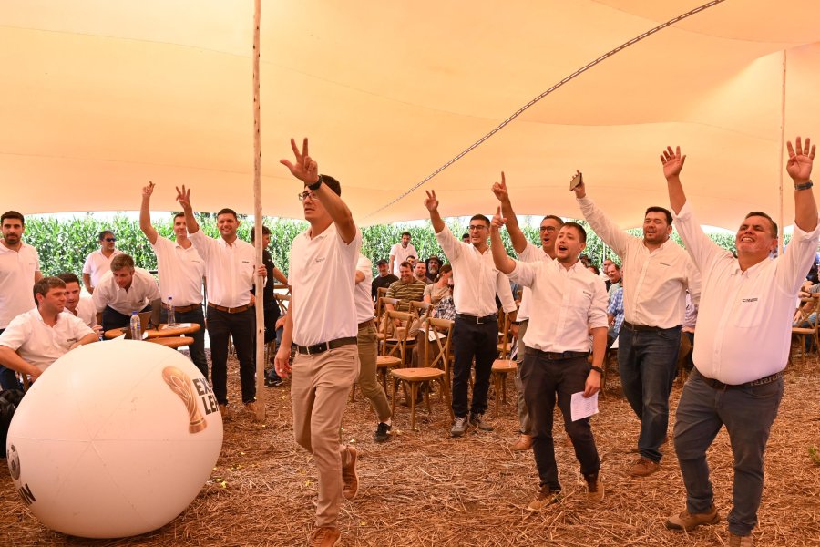 La novedosa actividad gener&oacute; un clima de subasta &aacute;gil y din&aacute;mico en el marco de la Expo Lehmann.