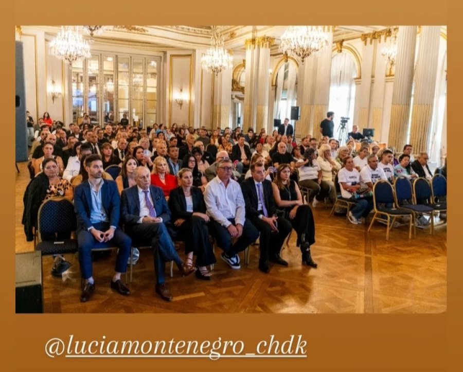 El encuentro en la Legislatura porte&ntilde;a.
