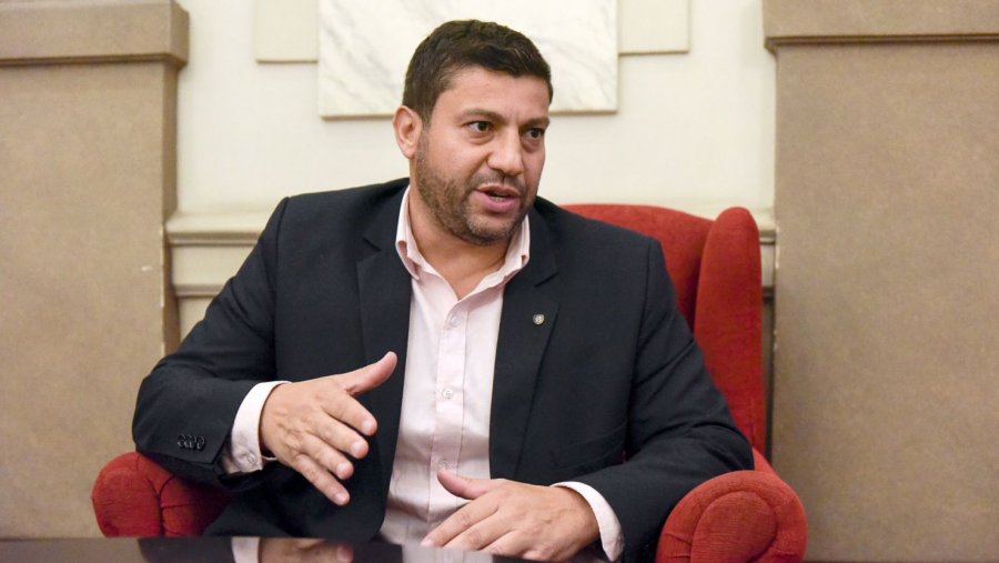 GABRIEL CHUMPITAZ. El ex diputado nacional rosarino se opone a la figura del vice intendente, entre otros desacuerdos.