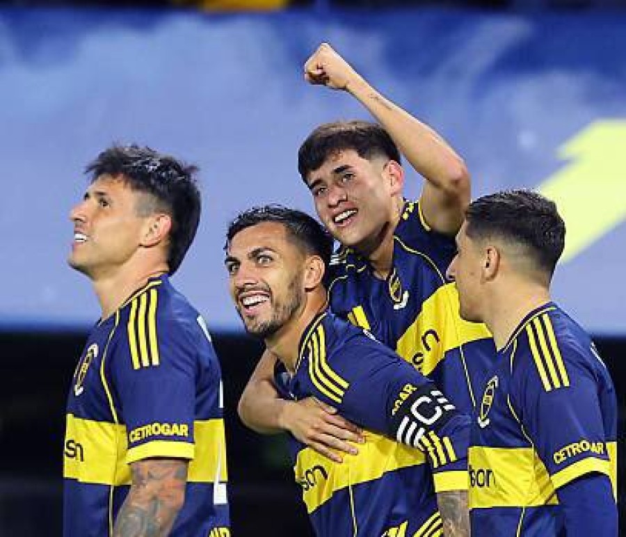 BOCA FESTEJ&Oacute; ANTE LA GLORIA