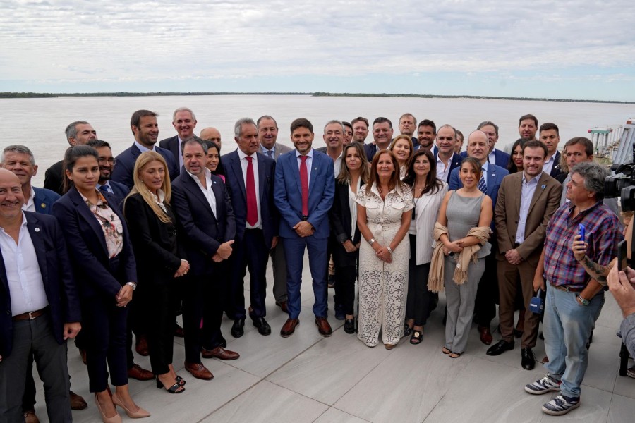 GOBERNADOR. Pullaro ayer en Rosario al participar del Asamblea del Consejo Federal de Turismo en Rosario junto al secretario de Turismo y Ambiente de la Naci&oacute;n, Daniel Scioli, entre otros.