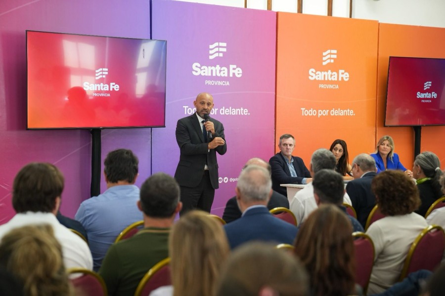 Provincia define el plan de desarrollo energ&eacute;tico de cara a los pr&oacute;ximos a&ntilde;os.
