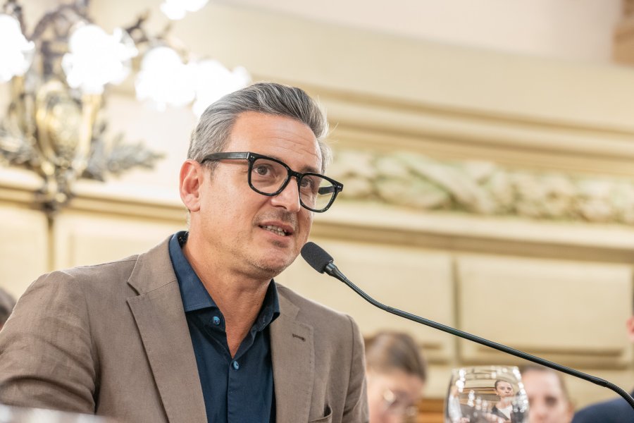 El senador por el departamento Rosario, Ciro Seisas, impulsor del proyecto contra los lavacoches. (FOTO PRENSA SENADO SANTA FE)