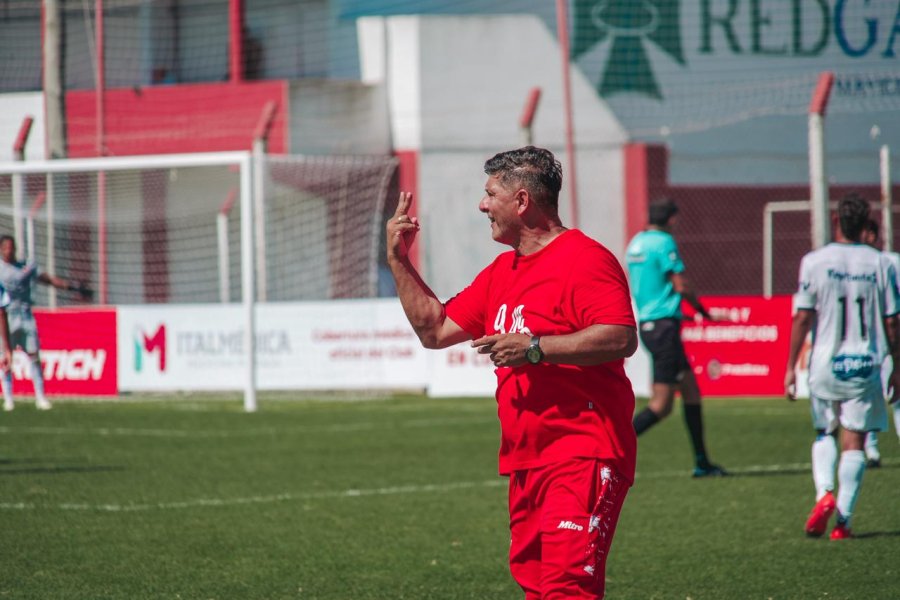 CON PACIENCIA. El DT conf&iacute;a en su equipo pero pide tiempo.