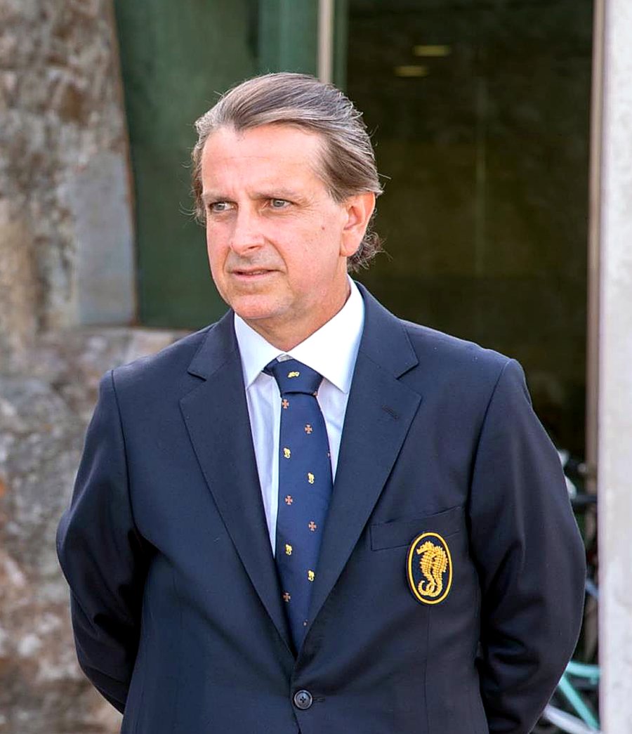 Gon&ccedil;alo Est&eacute;ves