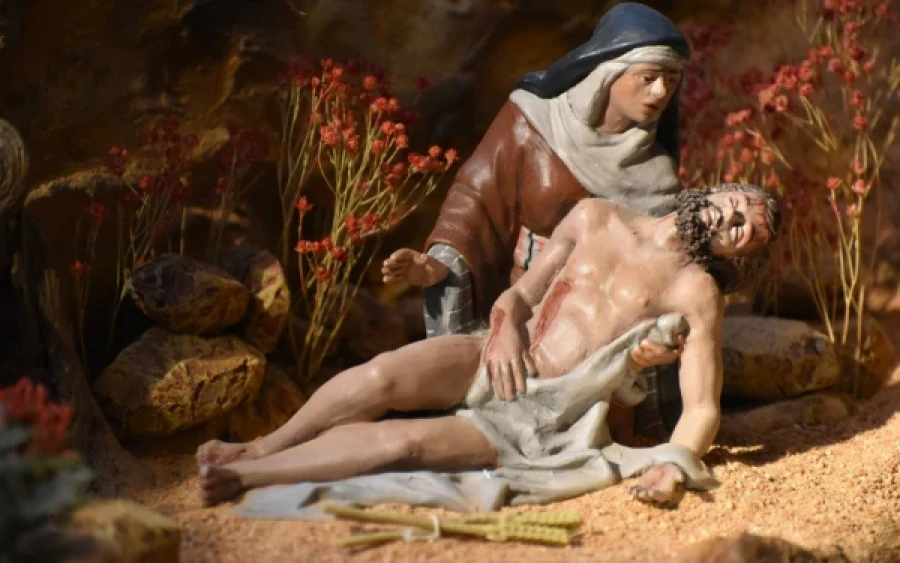 ESCENAS PRINCIPALES.- Son obra del figurinista Jos&eacute; Luis Mayo. Otras se dise&ntilde;an con inteligencia artificial e imprimen en 3D.