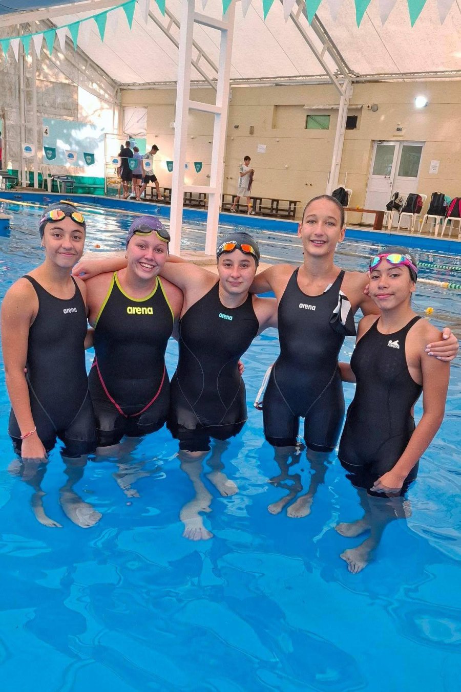 POSITIVA JORNADA. Martina Garc&iacute;a, Morena L&oacute;pez C&oacute;rdoba, Jazm&iacute;n Rotela, Catalina Audero y Paulina Sotelo.