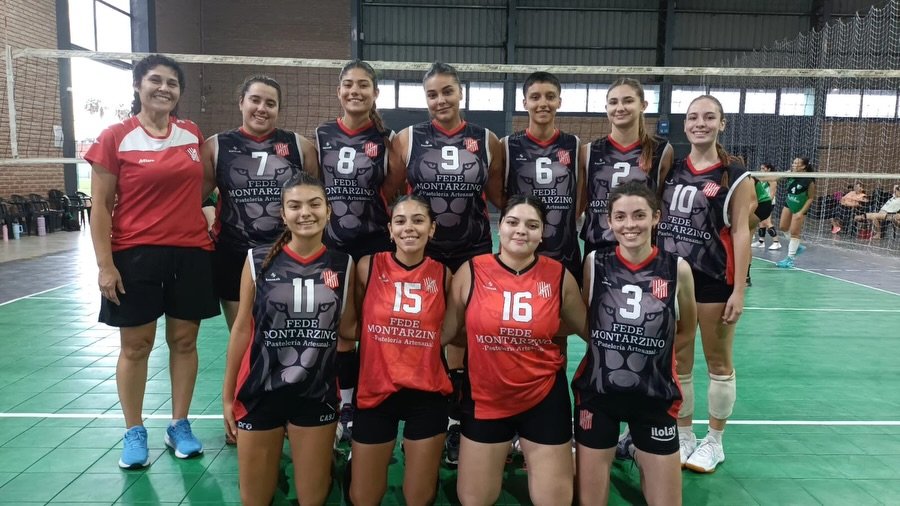 DE VISITANTE. El equipo femenino juliense gan&oacute; en San Vicente.