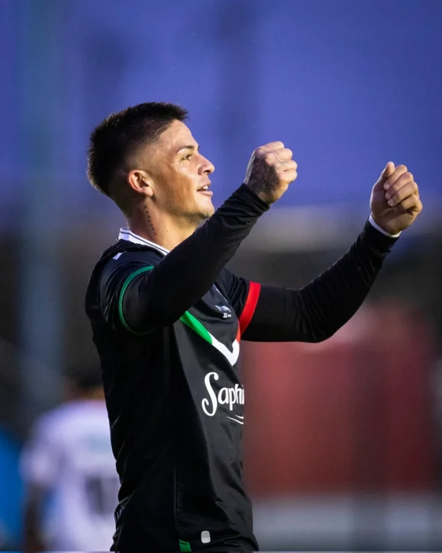 QUIROS. Autor del primer gol de V&eacute;lez.