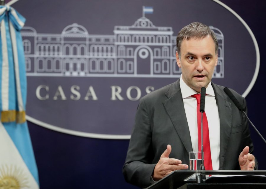 MANUEL ADORNI. El fiscal Pollicita busca acceder a cuentas bancarias, plazos fijos, cr&eacute;ditos, pr&eacute;stamos y consumos con tarjetas del jefe de Gabinete.