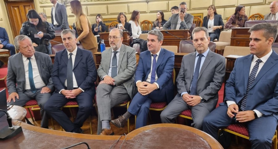 Vranicich estuvo acompa&ntilde;ada por el fiscal Regional 4, Rub&eacute;n Mart&iacute;nez; el fiscal Regional 5, Carlos Vottero; el fiscal Regional 1, Jorge Nessier; el fiscal Regional 2, Mat&iacute;as Merlo; el fiscal Regional 3, Mauricio Clavero y el auditor General de Gesti&oacute;n, Leandro Mai. (PRENSA MPA)