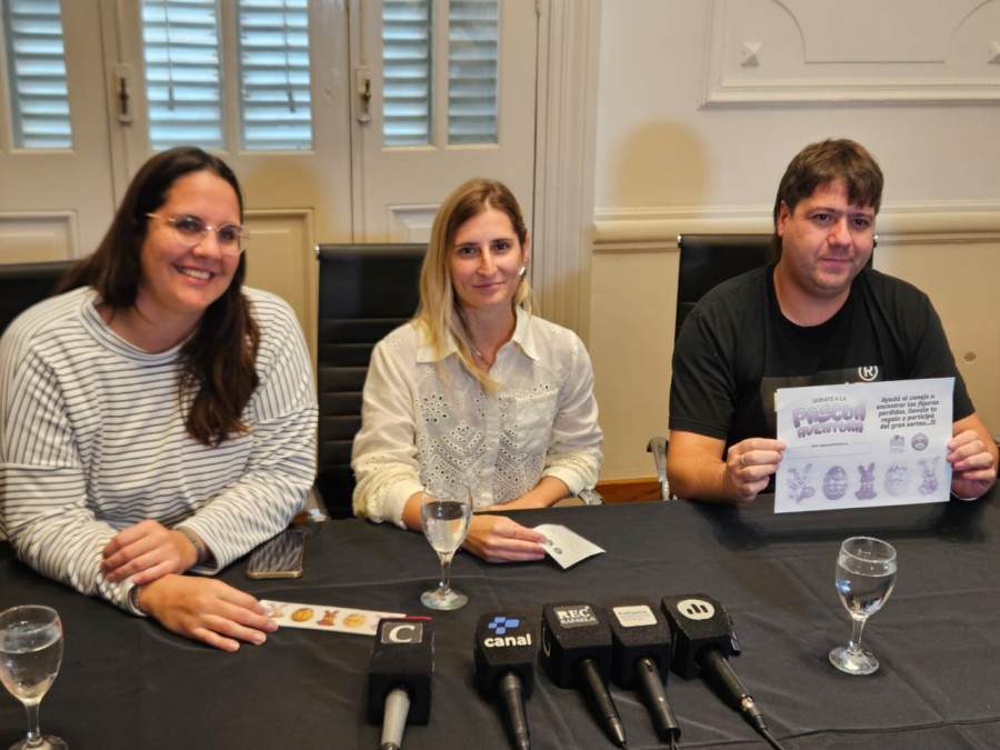 Carolina P&eacute;rez, Florencia Muriel y Mauricio Morgante.